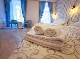 Отель SLEEP TIME Бердянск Роскошный четырехместный номер-4